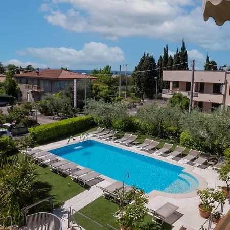 Ai Poggi 3* Bardolino